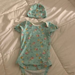 Baby onesies with matching hats